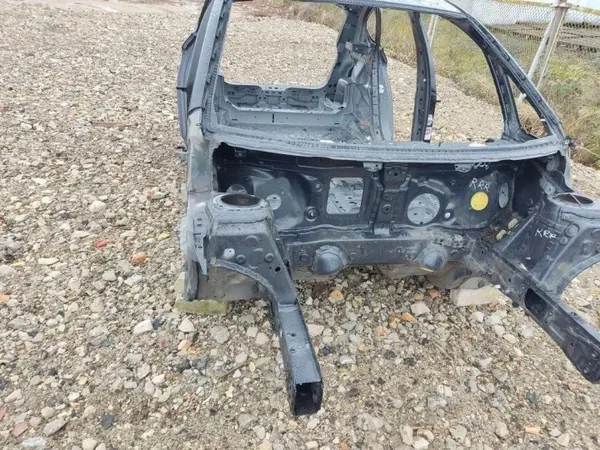 Cuarto delantero derecho OEM 2406070 BMW 2 Active Tourer image 4