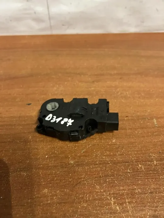 Klepmotor OEM D3187 voor Mercedes-Benz C W204 image 4