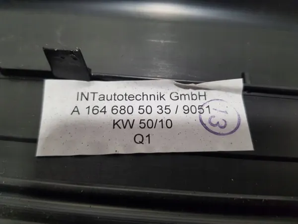 OEM A1646805035DD Oikea kynnyssuoja Mercedes ML W164 image 6
