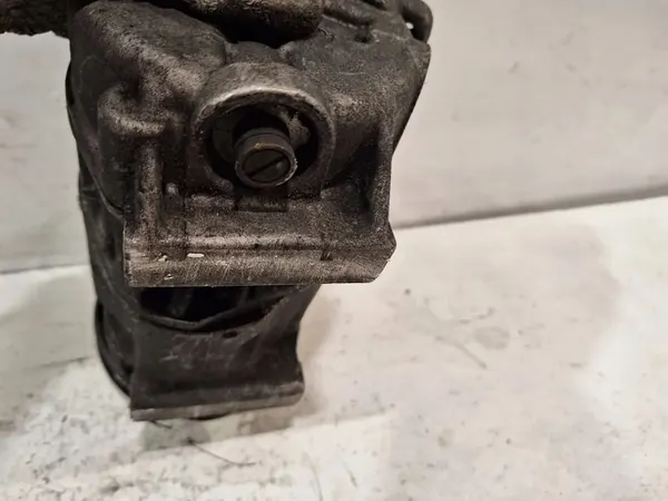 Compressore aria condizionata Opel Omega B 2.5 TDS image 8