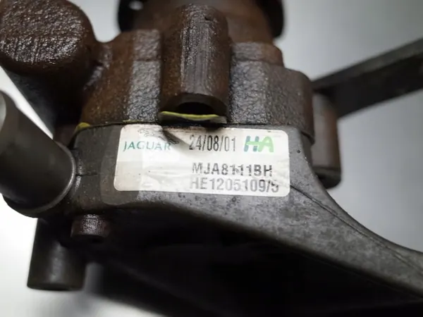 Jaguar XJ XJR X308 stuurbekrachtigingspomp OEM MJA8111BH image 4