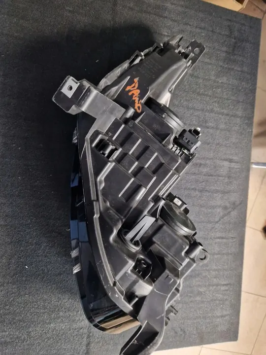 Vasen etuvalaisin Renault Scenic IV image 8