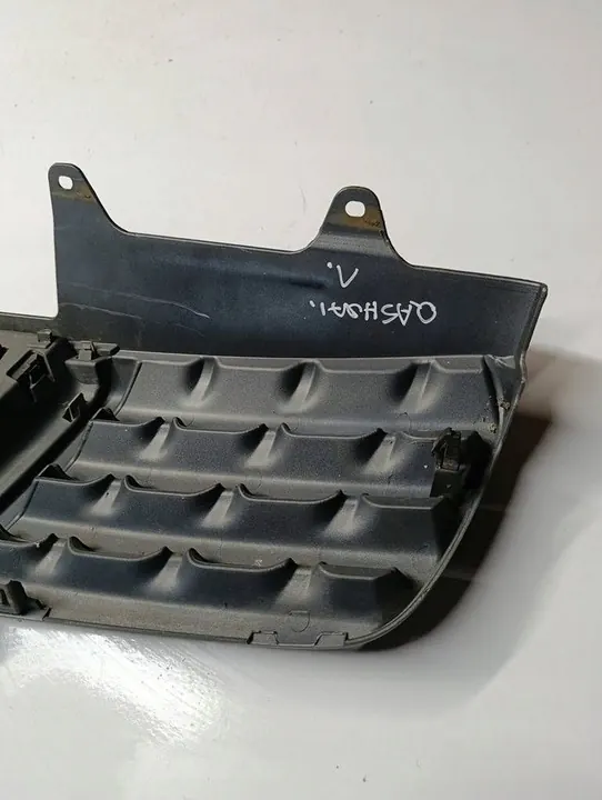 Nissan Qashqai Front Grill 62310 JD00B image 8