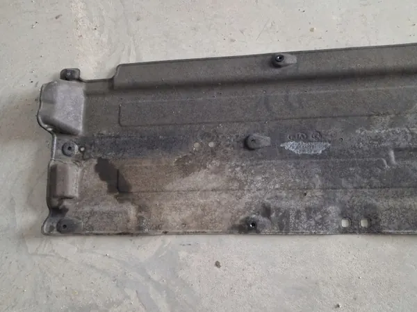 Kia Rio IV Lift Bouclier Droit OEM 84225-H8100 image 3