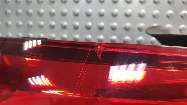 Lámpara trasera izquierda VW Passat B8 Sedan image 5