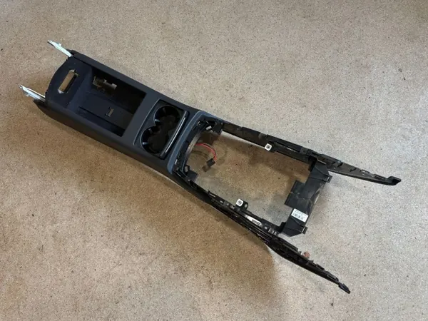Audi A6 C7 middenconsole armsteun OEM 4G0863244B image 2