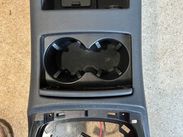 Audi A6 C7 middenconsole armsteun OEM 4G0863244B image 3