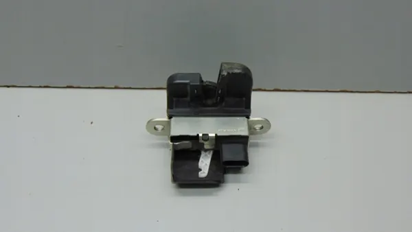 Volkswagen OE Baklucka Lås 1S0827505E image 2