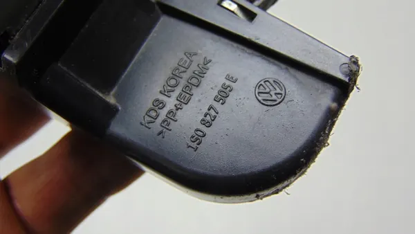 Volkswagen OE Baklucka Lås 1S0827505E image 3