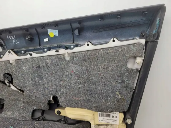 OEM 67620-05560 Framvänster Dörrklädsel Toyota Avensis image 10
