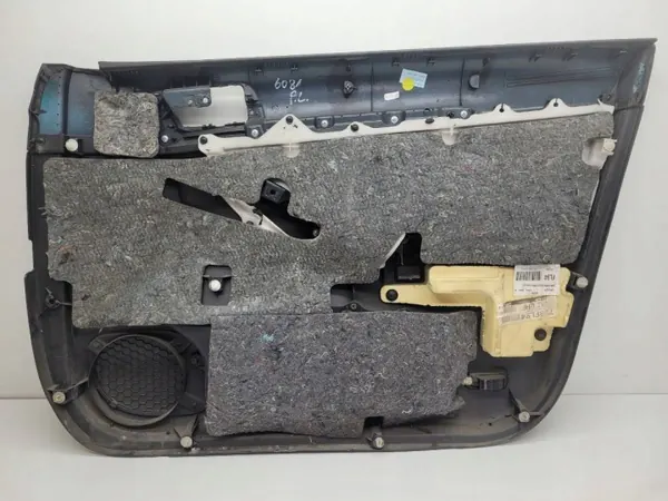 OEM 67620-05560 Framvänster Dörrklädsel Toyota Avensis image 7