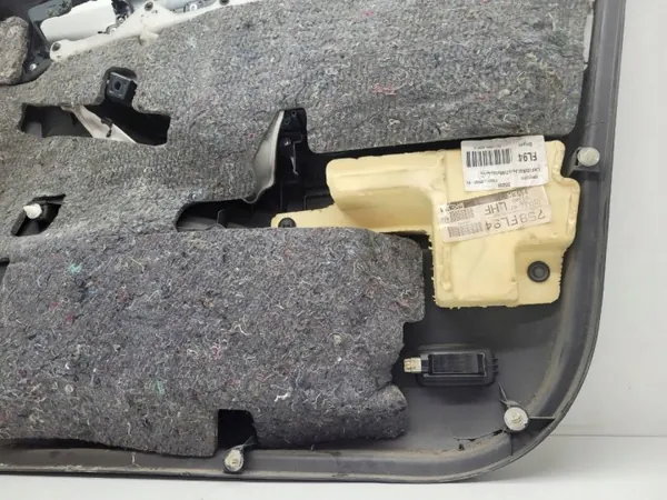 OEM 67620-05560 Framvänster Dörrklädsel Toyota Avensis image 9