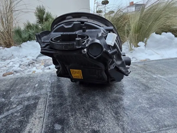Faro Bi Xenon Porsche OEM 98163113113 - Usado image 9
