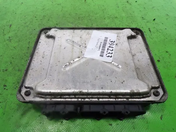 FIAT PANDA II 1.1 8V Unidade de Controle do Motor 55196261 image 3