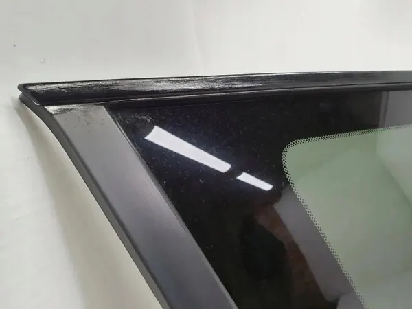 Volvo XC90 Vasen takaikkuna OEM 30779372 Käytetty image 3