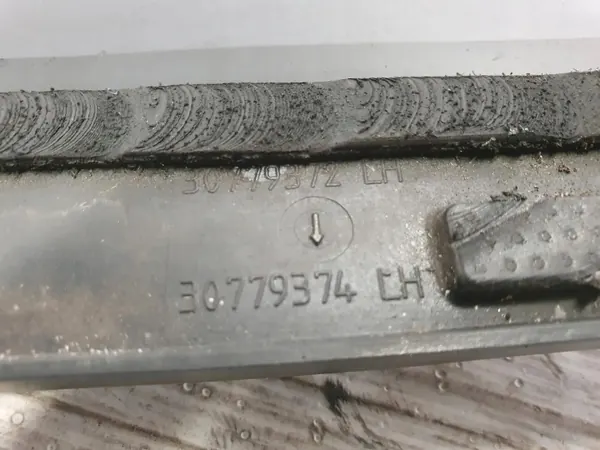 Volvo XC90 Vasen takaikkuna OEM 30779372 Käytetty image 6