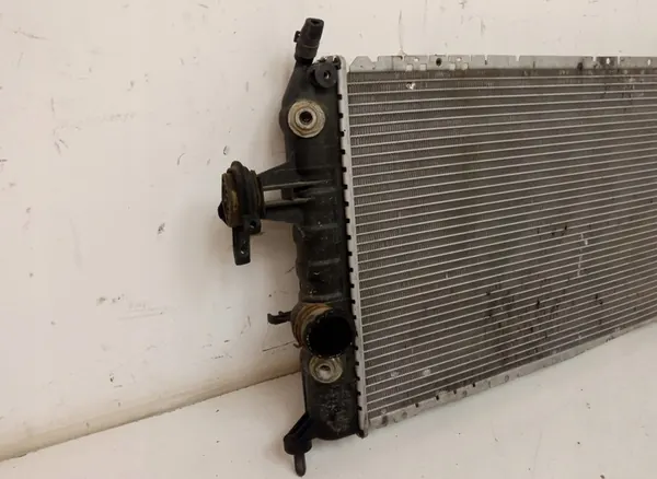 Vattenkylare Opel Zafira 2.0 DTI image 2