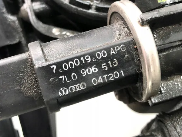 Porsche Cayenne bränsleångfilter OEM 7L0201801F image 8