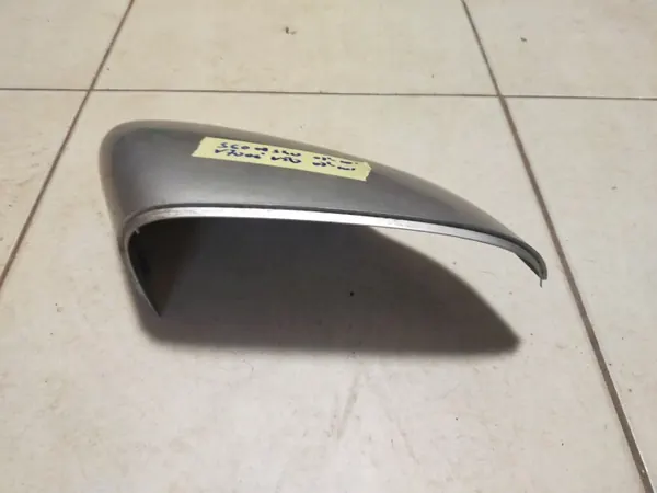 Volvo S40 V50 S60 V70 Oikea Peilinkansi OEM image 3