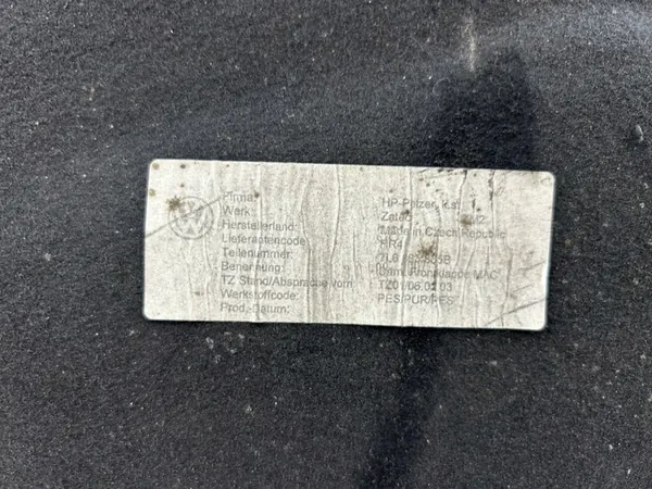 VW Touareg 7L Motorkapisolatie OEM 2007 image 6