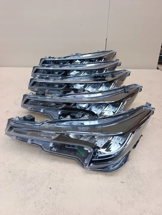 FARO ESQUERDO TOYOTA COROLLA E21 2019-2025 HB, KOMBI NJU6567 image 1