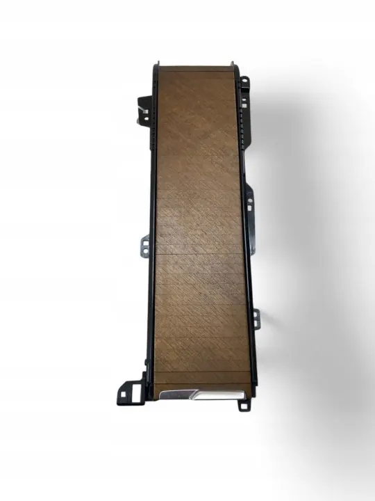 Volvo XC90 fram dryckeshållare OEM 31389958 image 4