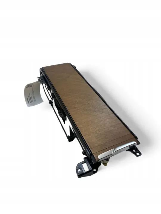 Volvo XC90 fram dryckeshållare OEM 31389958 image 5