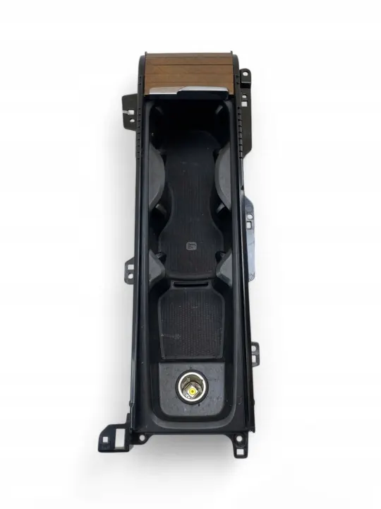 Volvo XC90 fram dryckeshållare OEM 31389958 image 9