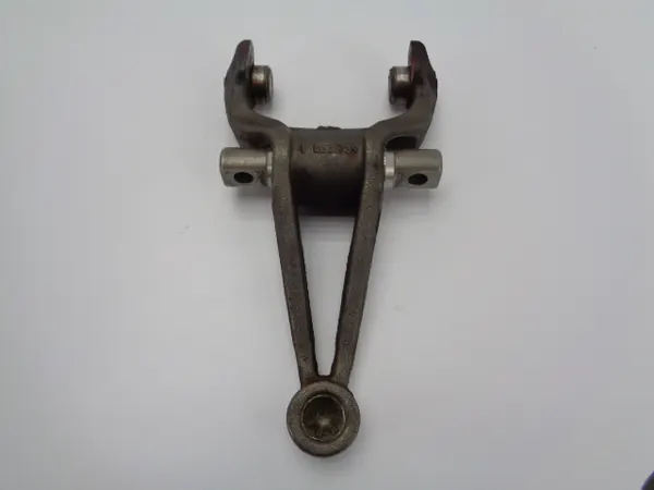 Fourchette Embrayage ZF OEM 1328368047 Iveco Stralis image 2