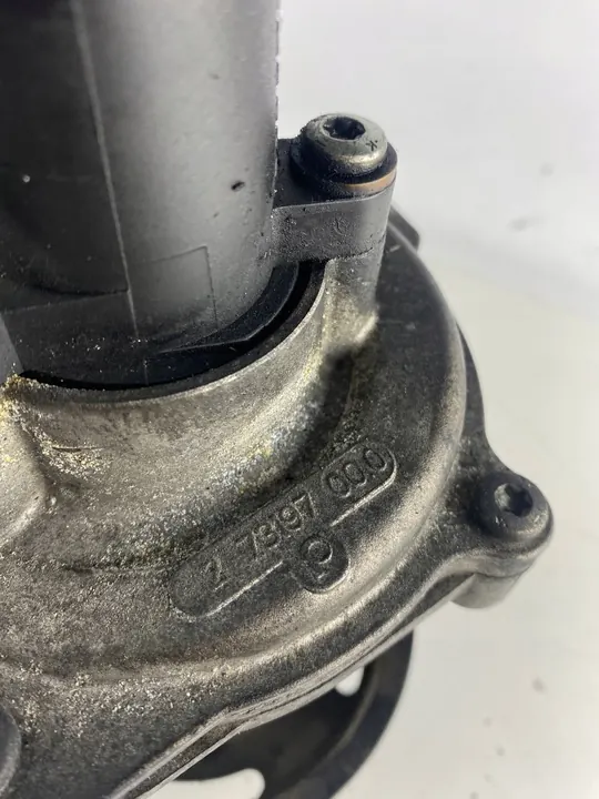 Bomba de vacío + Bomba de agua Ford Transit Land Rover Defender image 9