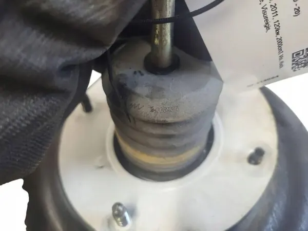 VW Amarok Servo OEM 2H1612101A - Käytetty kunnossa image 6