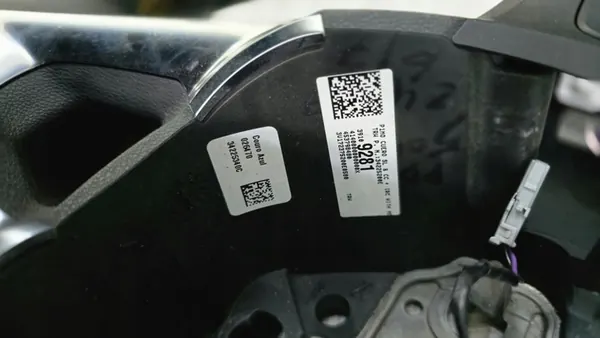 Multifunction Steering Wheel Opel Crossland X image 6