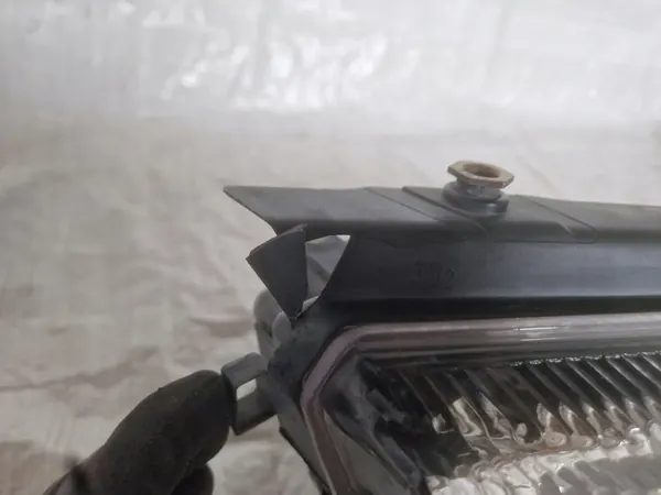 VW Passat B5 Oikea Ajovalaisin image 3