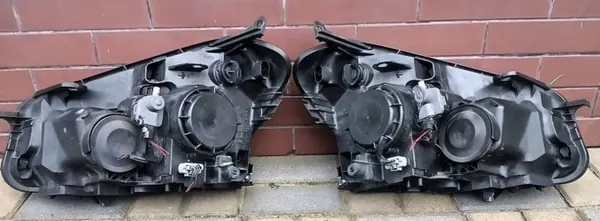 Nissan Qashqai I J10 Lift Etuvalo Vasemmalle Oikealle 26010BR02A 26060BR02A image 5