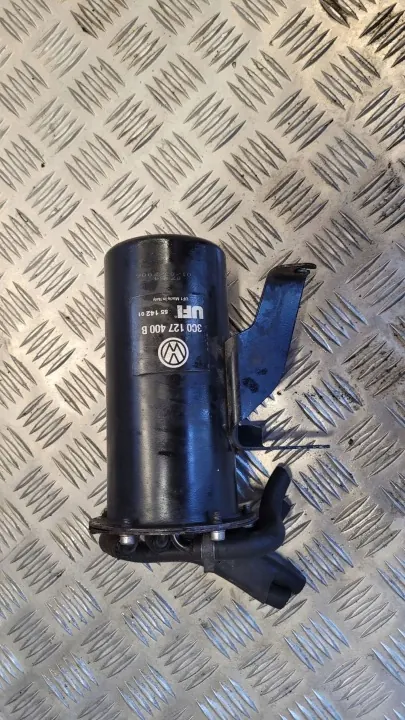 SEAT Bränslefilterhus OEM 3C0127400B Begagnad image 3