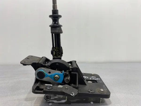 Levier de vitesse Subaru Forester SJ OEM FBZ20663 - Occasion image 3