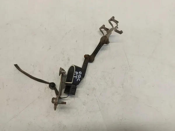 Ajovalon Tasonsäädin Mercedes EQC 400 OEM A0009053704 image 2