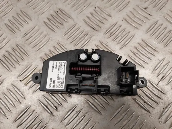 Audi Q5 SQ5 8T0820521G Ventilatorweerstanden image 4