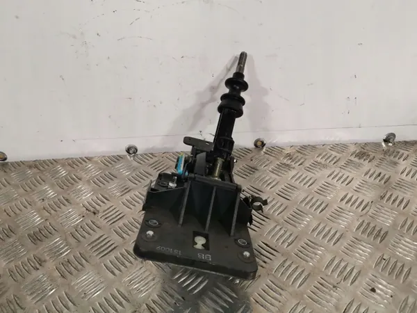 Levier de vitesse Subaru Forester SJ OEM 151009 - Occasion image 3