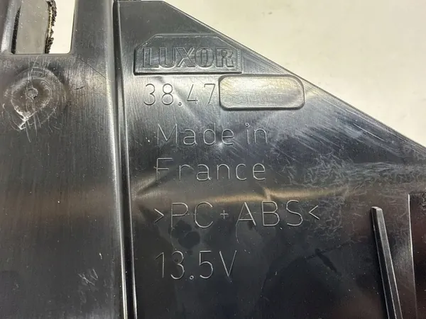 Feu stop Volvo OE 31395958 - État utilisé image 8