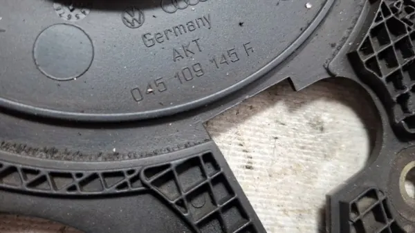 Volkswagen OE 045109145F Vaihteiston kansi - Käytetty image 6