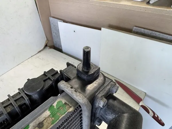 Radiador de agua de aire acondicionado NISSAN JUKE F15 1.6I image 5