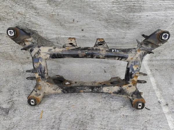 BMW F30 F31 Hinterachsträger OEM Gebraucht image 2