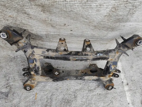 BMW F30 F31 Hinterachsträger OEM Gebraucht image 3