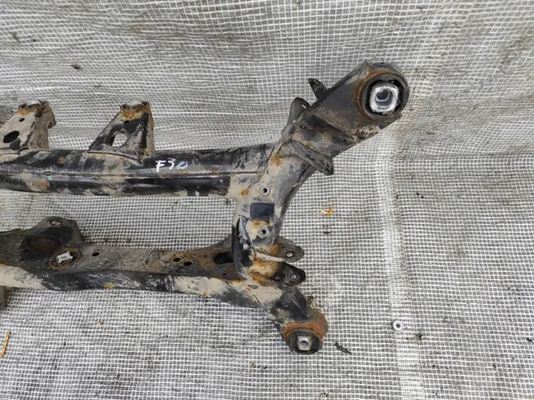 BMW F30 F31 Hinterachsträger OEM Gebraucht image 4