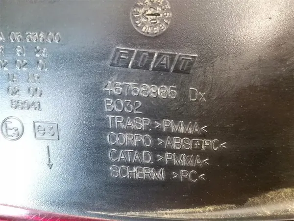 Luz Trasera Derecha Fiat Stilo 2001-2003 OEM 46758985 image 6