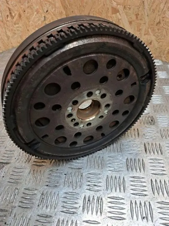 Mercedes-Benz Getrieberitzel OEM 601937 - Gebraucht image 4