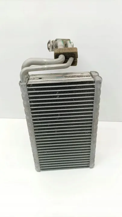 Condensador AC usado OEM 2308300184 para Mercedes-Benz SL image 2