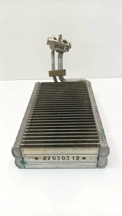 Condensador AC usado OEM 2308300184 para Mercedes-Benz SL image 3