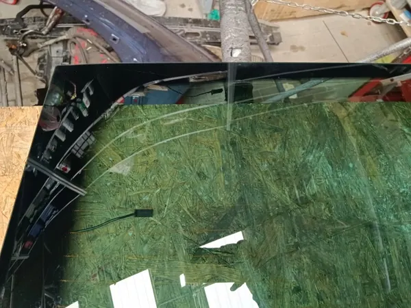 OEM 5NA845051BS Heckklappenglas VW Tiguan Gebraucht image 3